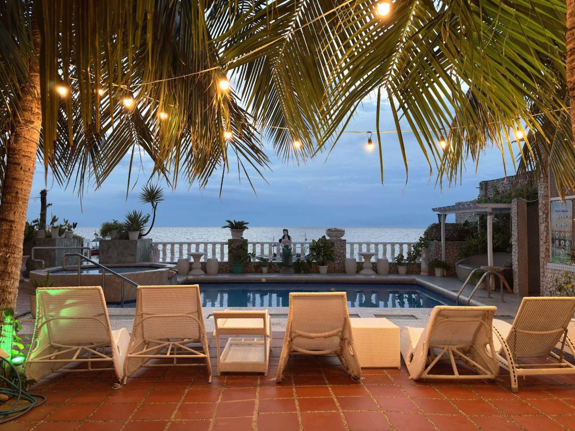 Sunset Beach Resort โมอัลโบอัล ภายนอก รูปภาพ